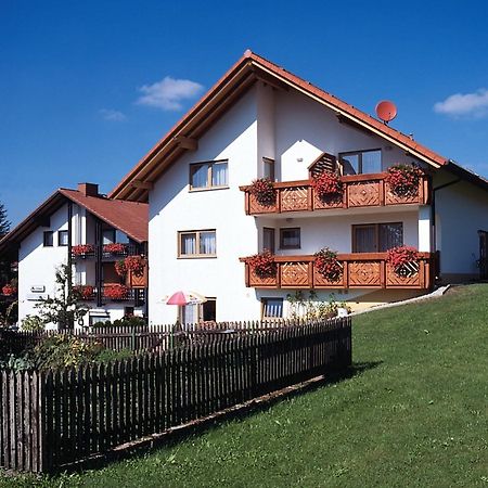 Gasthaus Und Ferienwohnungen Zum Engel Waldbrunn  Dış mekan fotoğraf